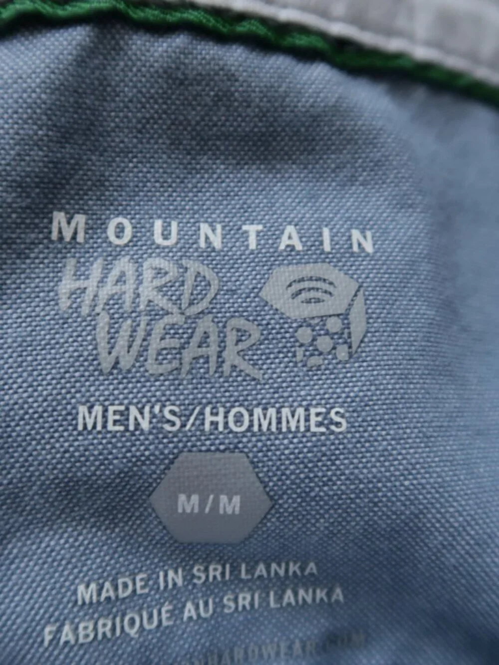 Mountain Hardwear White SS Pocket Camp Shirt (M) OMG! 🌲